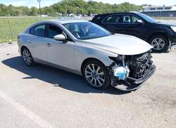 2022 Mazda MAZDA3 Premium