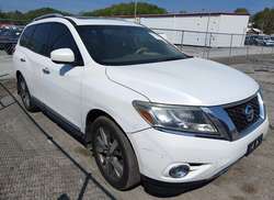 2014 Nissan Pathfinder Platinum