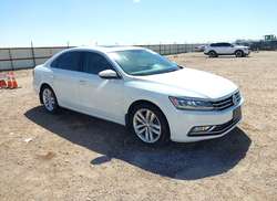 2018 Volkswagen Passat 2.0T SE
