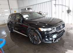 2025 Volvo V60 Cross Country Ultra, B5 AWD GAS (Mild Hybrid)