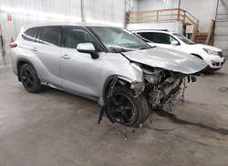 2022 Toyota Highlander Hybrid LE