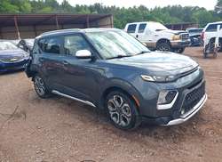 2022 KIA Soul X-Line
