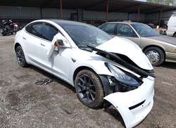 2020 Tesla Model 3 Standard Range Plus Rear-Wheel Drive/Standard Range Rear-Wheel Drive