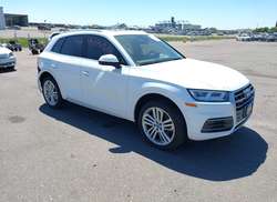 2018 Audi Q5 2.0T Premium/2.0T Tech Premium