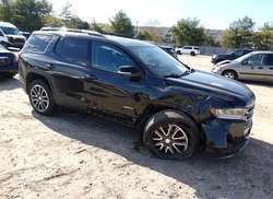 2020 GMC Acadia AWD AT4