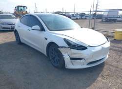 2021 Tesla Model 3 Standard Range Plus Rear-Wheel Drive