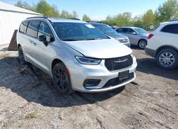 2026 Chrysler Pacifica Limited AWD