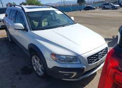2016 Volvo XC70 T5 Drive-E Premier