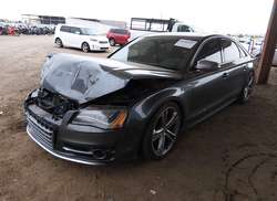 2013 Audi S8 4.0T — 2