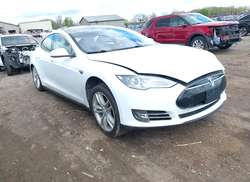 2014 Tesla Model S P85
