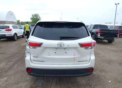 2015 Toyota Highlander Limited V6 — 17