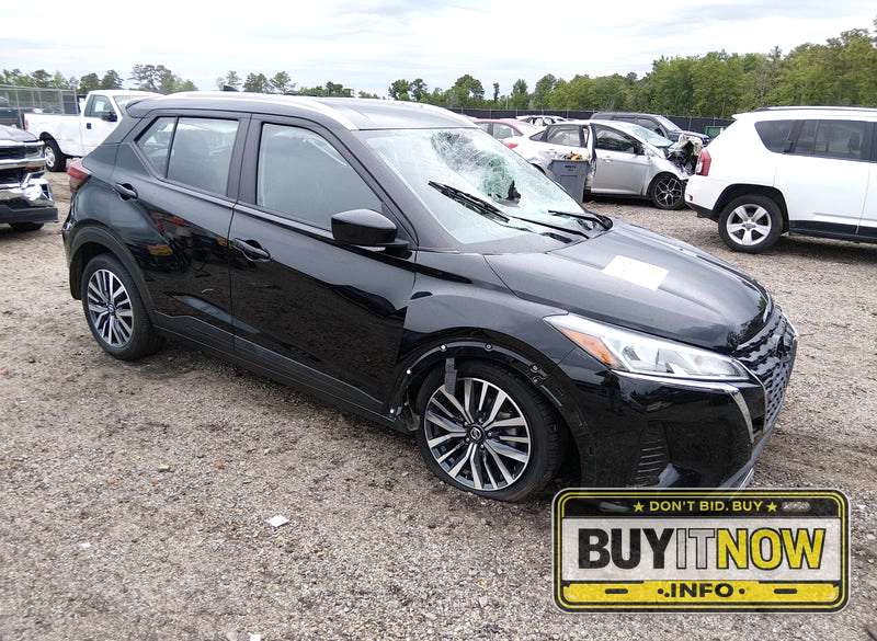 2021 Nissan Kicks SV Xtronic CVT