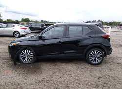 2021 Nissan Kicks SV Xtronic CVT — 14