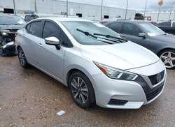 2021 Nissan Versa SV Xtronic CVT