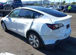 2023 Tesla Model Y AWD/Long Range Dual Motor ALL-Wheel Drive — 3