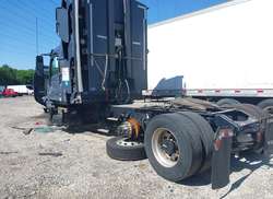 2022 Volvo VNL   — 3