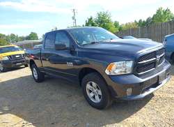 2019 RAM 1500 Classic Express 4X4 6'4 BOX