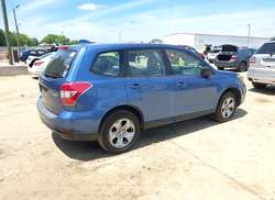 2016 Subaru Forester 2.5I — 4