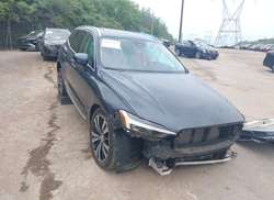 2022 Volvo XC60 B6 Inscription