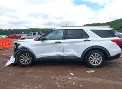 2021 Ford Explorer   — 14