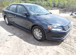 2014 Volkswagen Passat 1.8T S