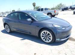 2022 Tesla Model 3 Rear-Wheel Drive