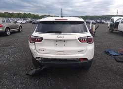 2018 Jeep Compass Latitude 4X4 — 15