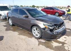 2016 Nissan Altima 3.5 SL/3.5 SR