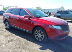 2016 Lincoln MKT  