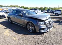 2017 Mercedes-Benz E 300  