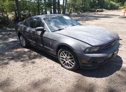 2012 Ford Mustang V6 Premium