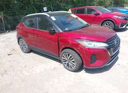 2021 Nissan Kicks SV Xtronic CVT