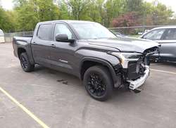 2026 Toyota Tundra SR5 Crewmax 5.5' BED