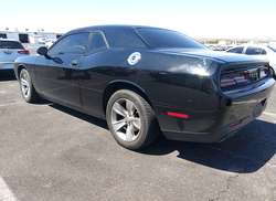 2016 Dodge Challenger SXT — 3