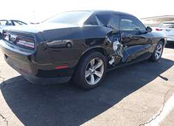 2016 Dodge Challenger SXT — 4