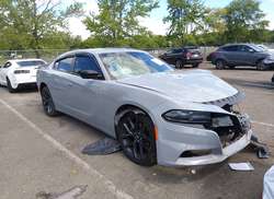 2022 Dodge Charger SXT RWD