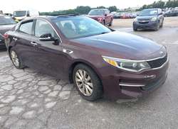 2016 KIA Optima EX — 1