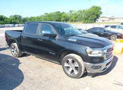 2019 RAM 1500 Laramie 4X4 5'7 BOX
