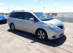 2011 Toyota Sienna LE V6