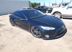 2014 Tesla Model S P85