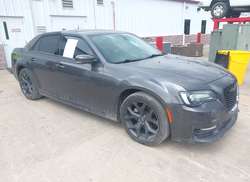 2021 Chrysler 300 Touring L