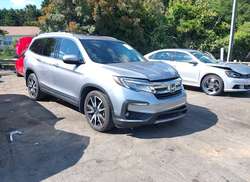 2022 Honda Pilot 2WD Touring 8 Passenger