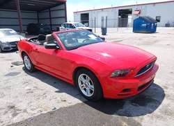 2014 Ford Mustang V6