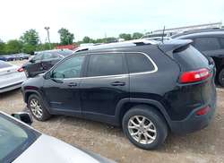 2018 Jeep Cherokee Latitude Plus FWD — 14