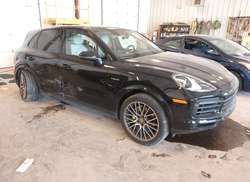 2023 Porsche Cayenne E-Hybrid Platinum Edition