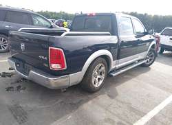 2016 RAM 1500 Laramie — 4