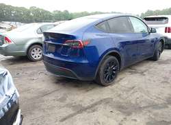 2024 Tesla Model Y Long Range Dual Motor ALL-Wheel Drive — 4