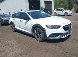 2019 Buick Regal Tourx AWD Essence