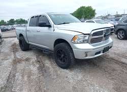 2015 RAM 1500 SLT