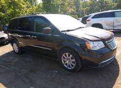 2016 Chrysler Town &AMP; Country Touring